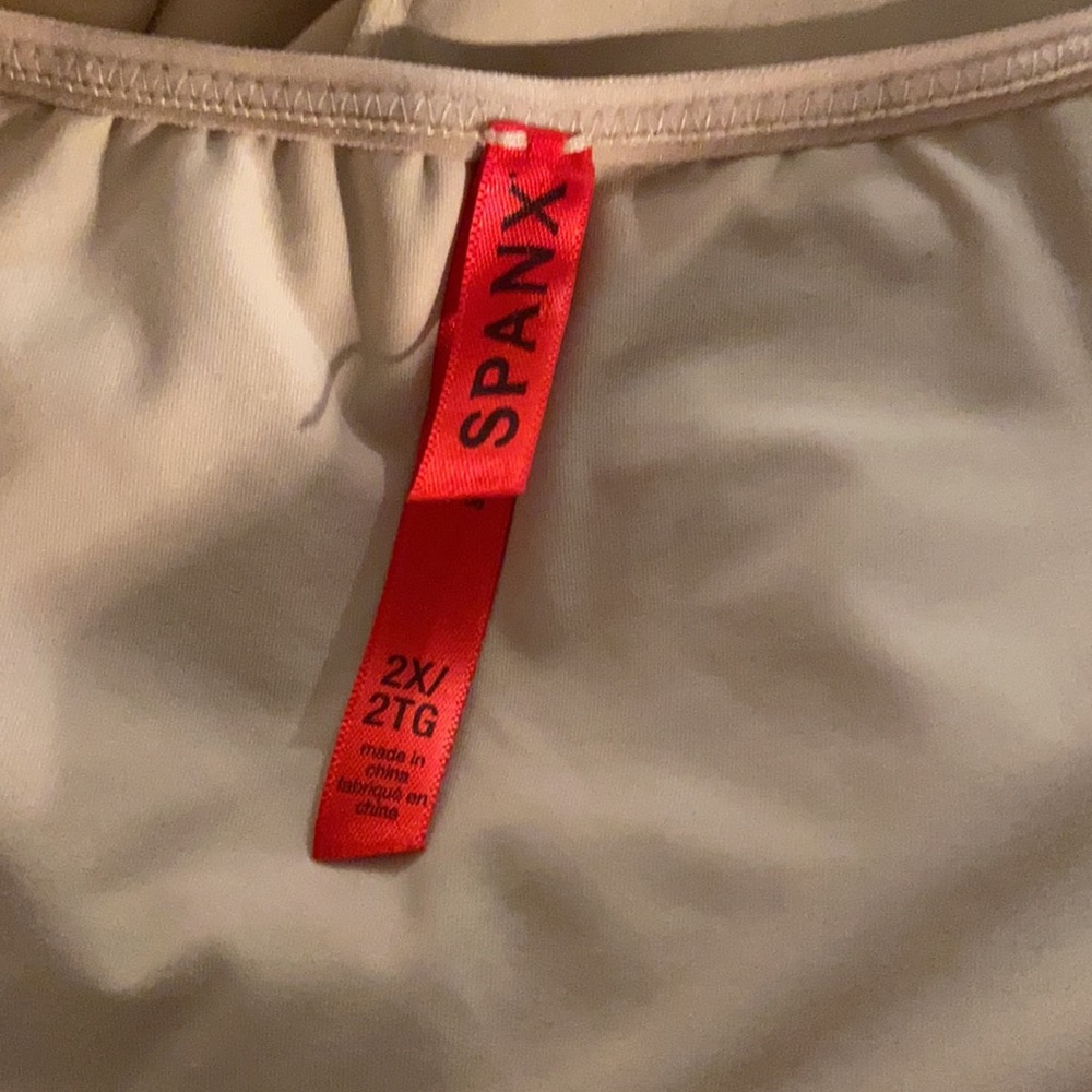 Spanx - Picture 9 of 10